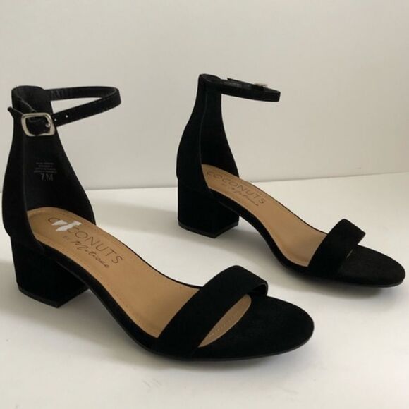 ✨ Coconuts by Matisse
Greta Sandal✨ - Picture 5 of 8